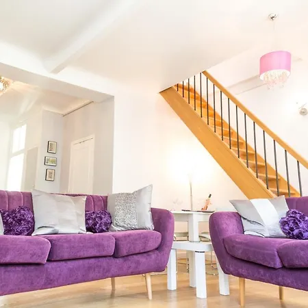 Apartment Sunlight - 